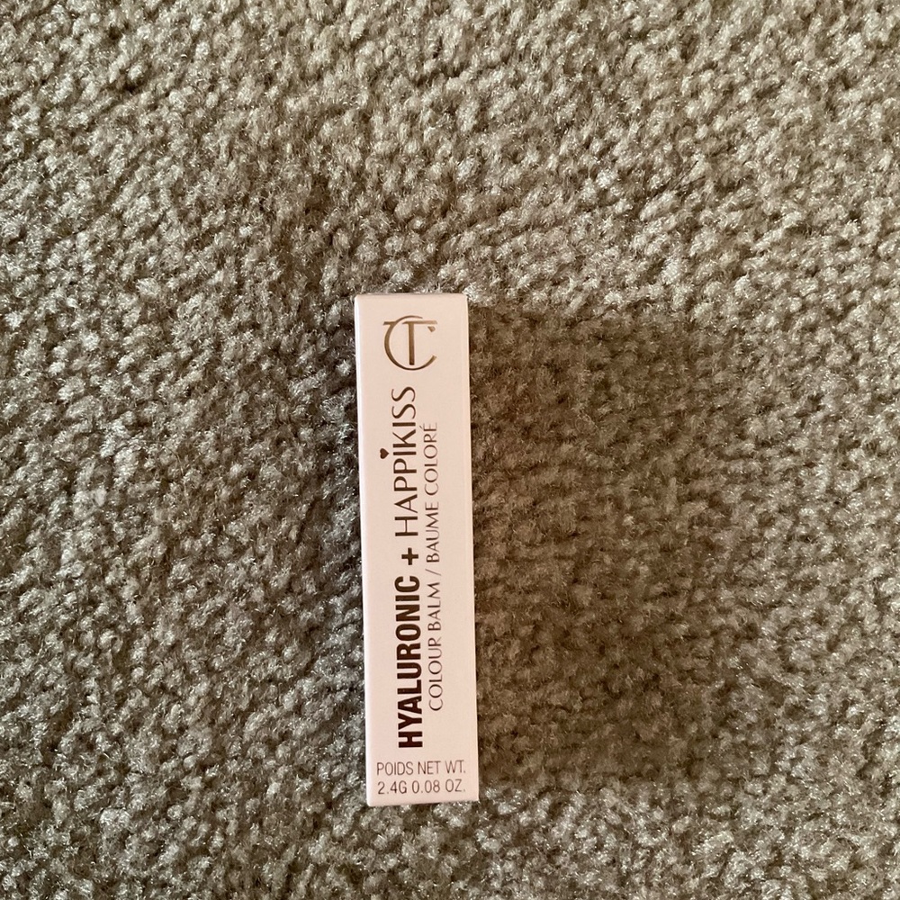 Charlotte Tilbury Hyaluronic Happikiss Lip Balm